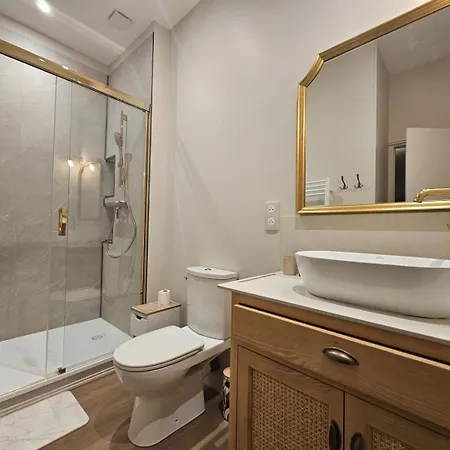 Le Petit De Cercigny Holiday home *